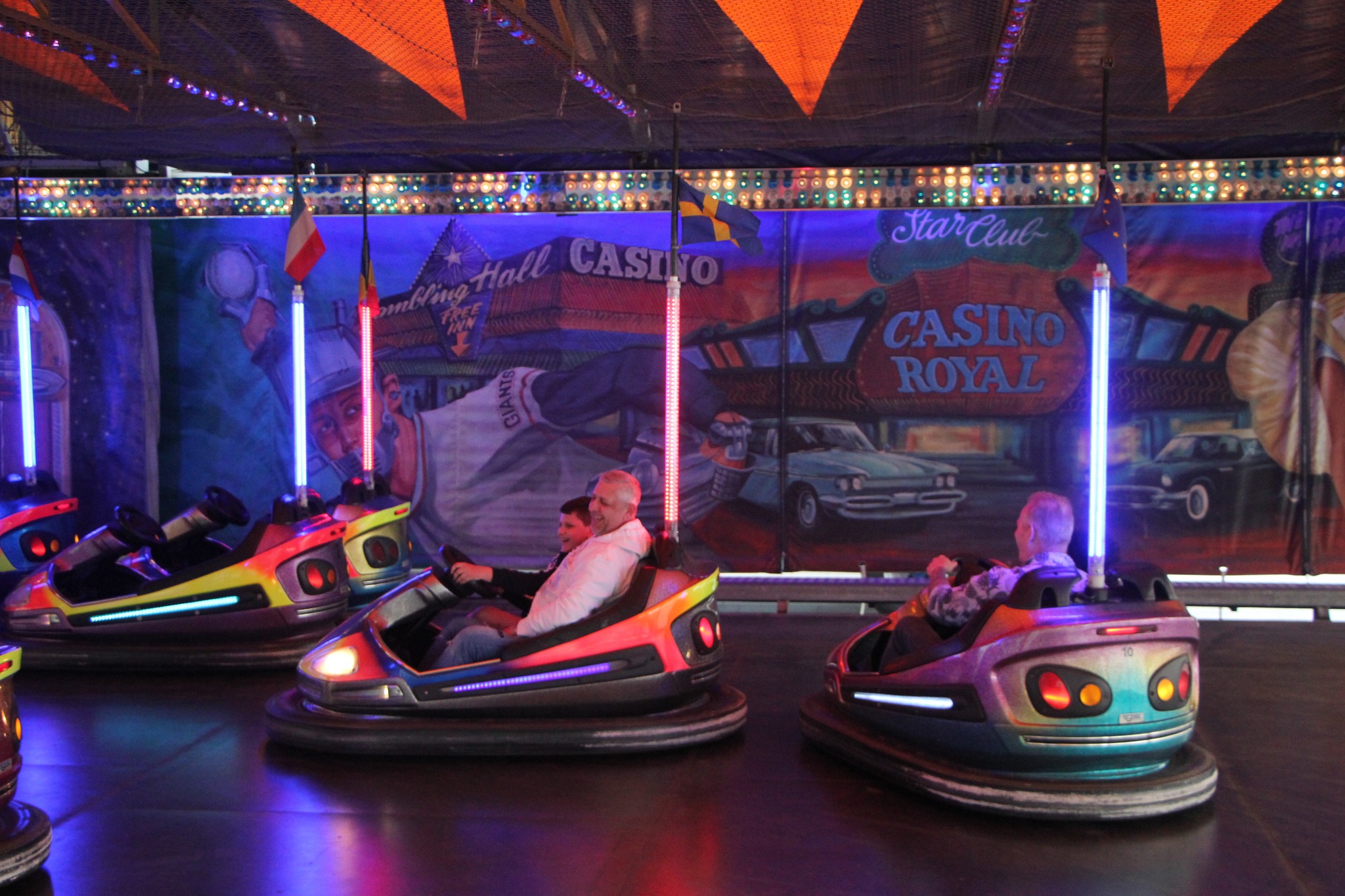 A Guide To Choosing The Right LED Bumper Cars Lights